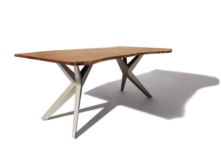 FREEFORM 4 Tavolo da pranzo in legno di acacia - laccato natur / gambe in ferro - argento mat 180x90x76